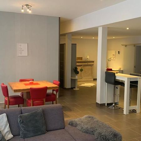 Ruime Studio In Deurne アントウェルペン エクステリア 写真